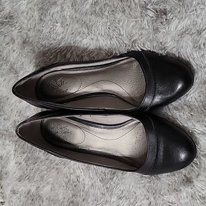 Black Wedge size 11m